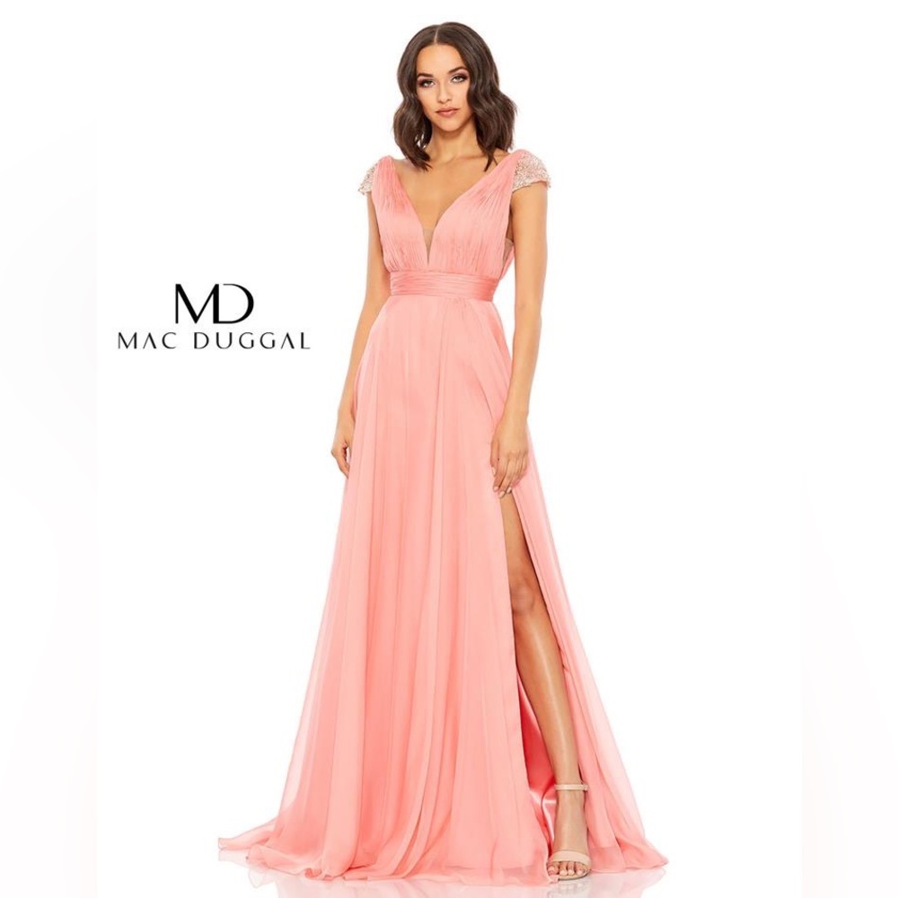 Mac Duggal
Chiffon Rhinestone Embroidered A-Line Gown